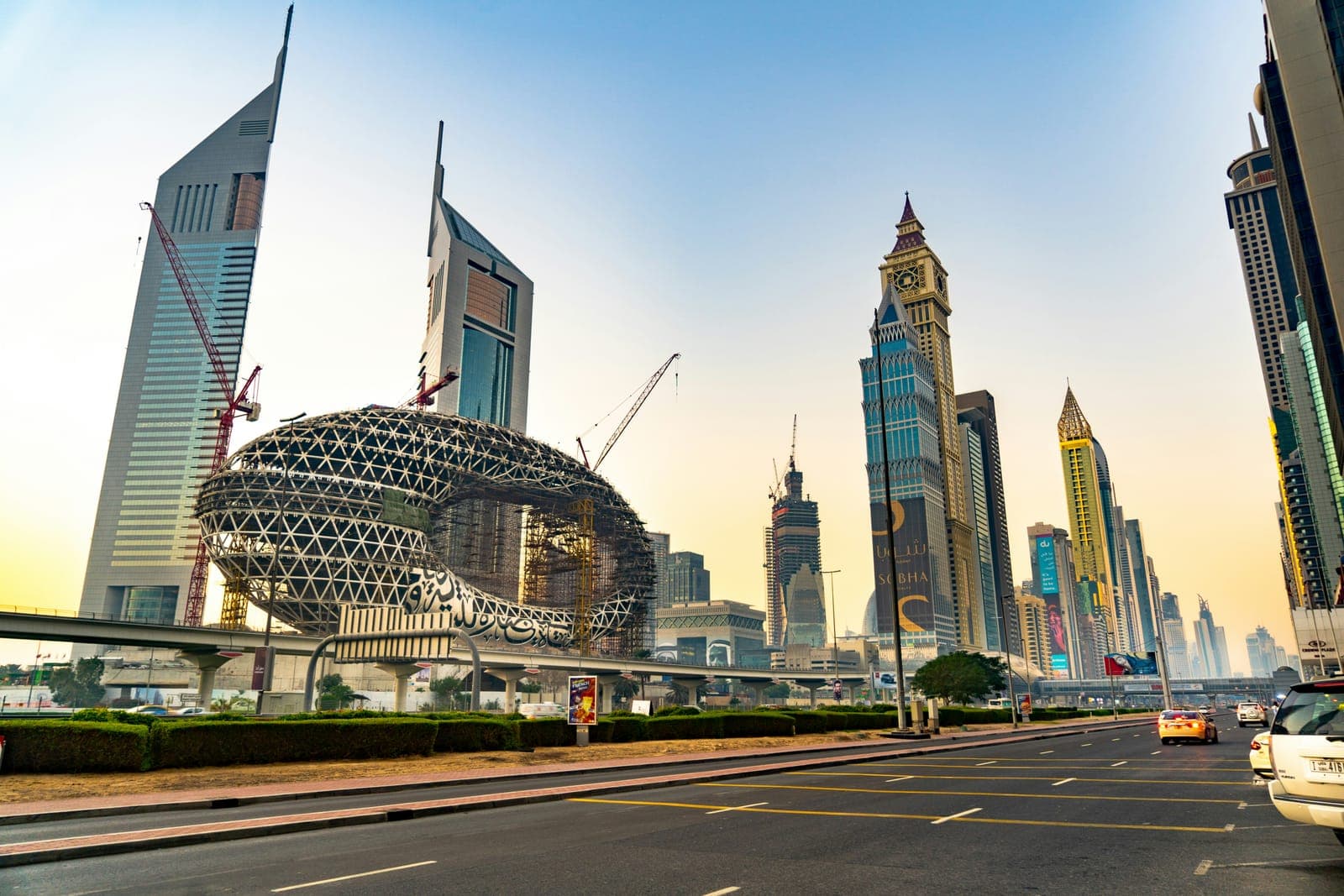 Dubái y Abu Dhabi, Dubái
